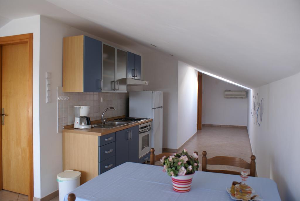 Apartments Robert Porat  Exterior foto